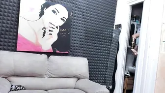 twerkingbaby manyvids onlyfans seductive babe shows boobs