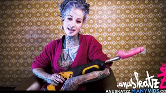 anuskatzz manyvids onlyfans significant slut caresses sex lips