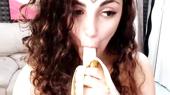 twerkingbaby manyvids onlyfans front seat thinks