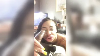 creamyexotica  manyvids onlyfans Busty chick