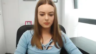 katiee_sky cutie covers her tits with her hand