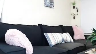 daddiesangel The charming slut fucks her pussy with a phallus