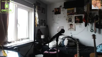 win2win Charming babe masturbates shaved vagina