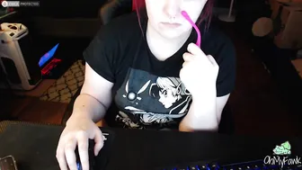 ohmyfawk Hot filly fucks herself with a dildo