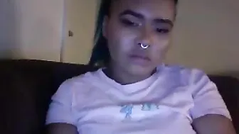 fibonazi Sizzling beauty showed beautiful tits