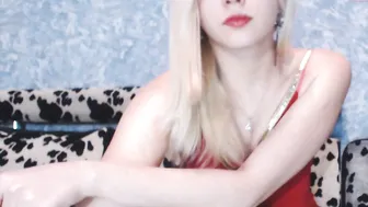 gentleflower21 gets an orgasm from jerking