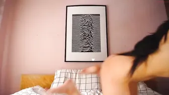 eevie_moon Cute bitch shows her body