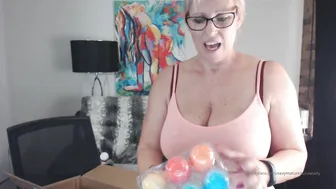 sexymatureaussielady manyvids onlyfans shy kittens jerking shaved cunt