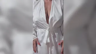 sexymatureaussielady manyvids onlyfans hot devil teasingly vagina