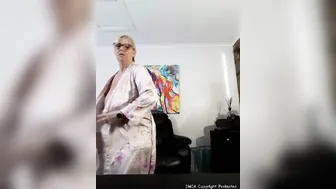 sexymatureaussielady manyvids onlyfans busty slut fucks her cunt with a sex toy