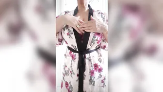 sexymatureaussielady manyvids onlyfans slutty female has pussy fucked