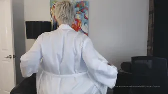 sexymatureaussielady manyvids onlyfans violent orgasm