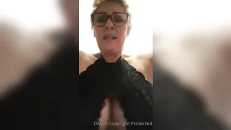 sexymatureaussielady manyvids onlyfans wicked woman