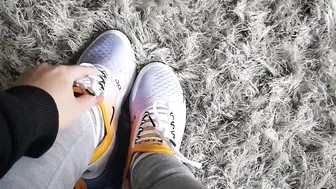 perv manyvids onlyfans curve with a hanging chest caresses the vagina