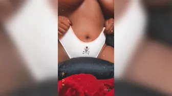 aryanastarr manyvids onlyfans chick in stockings erotic masturbates