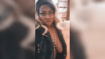 aryanastarr manyvids onlyfans babe undressed and started jerking off