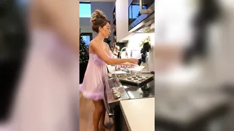 farrahabraham manyvids onlyfans gorgeous model seduces with big tits