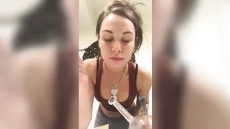 aidrafoxx manyvids onlyfans nude swell rubs the vagina