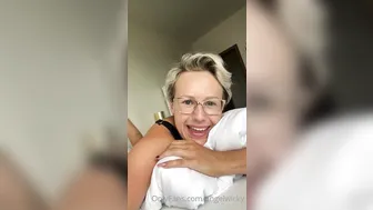 angelwicky manyvids onlyfans playful nipple fucking sex toys