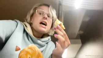 angelwicky manyvids onlyfans slutty bitch masturbates cunt