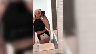 angelwicky manyvids onlyfans babe masturbates with phallus
