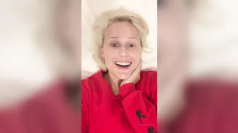 angelwicky manyvids onlyfans cute busty bitch fingering