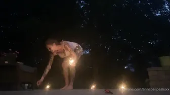 annabellpeaksxx manyvids onlyfans immaculate female posing nude