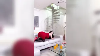 angelwicky manyvids onlyfans walking
