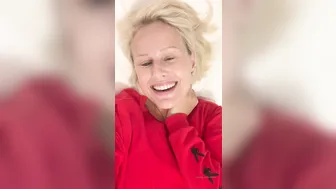 angelwicky manyvids onlyfans hot female fucks herself in the anus