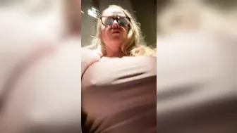 mrssiren manyvids onlyfans crazy bitch fucks herself with fingers