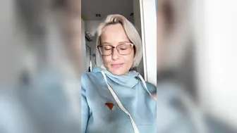 angelwicky manyvids onlyfans mature mare recklessly caresses pussy