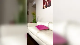 mrssiren manyvids onlyfans busty babe caresses nipples