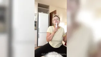 angelwicky manyvids onlyfans Wonderful mom
