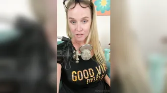 mrssiren manyvids onlyfans lush woman