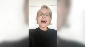 angelwicky manyvids onlyfans wicked girl fingers her shaved holes