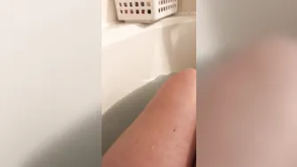 mrssiren manyvids onlyfans young beauty fucks phallus