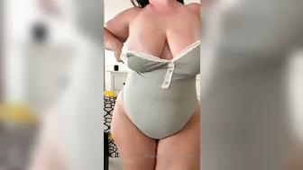 ambernova manyvids onlyfans Luxury hottie