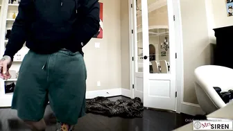 mrssiren manyvids onlyfans naughty babe posing in lingerie