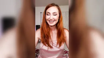 kendra manyvids onlyfans thick slut caresses  tits