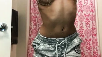 tiffanywatsonx manyvids onlyfans busty courage rides a dildo