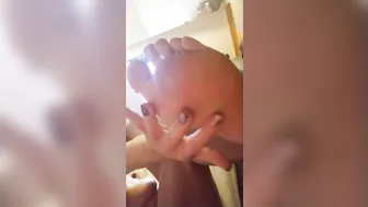 anacondanoire manyvids onlyfans busty bitch jerks pussy with phallus