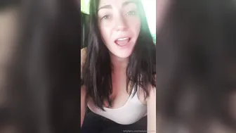 anacondanoire manyvids onlyfans mad passion gently caresses her pussy