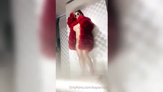 kaylarose manyvids onlyfans perfect blonde in stockings pulls cute pussy