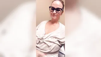 mrssiren manyvids onlyfans bitch in stockings