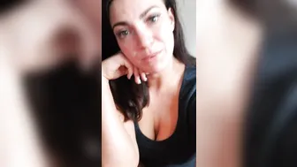 anacondanoire manyvids onlyfans spectacled slut fucked by sex toys