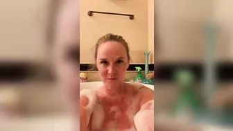 mrssiren manyvids onlyfans Busty queen