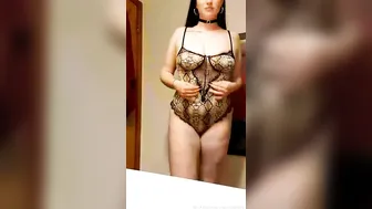 anacondanoire manyvids onlyfans Cute woman fucks without taking off her panties