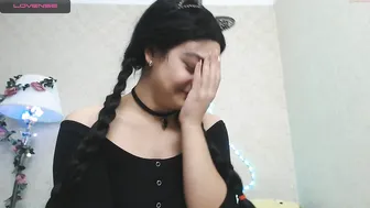 hot_moniq chaturbate sexy mistress pulls pussy