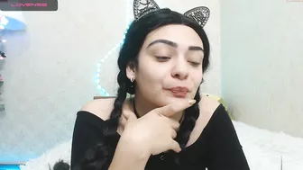 hot_moniq chaturbate sexy mistress pulls pussy