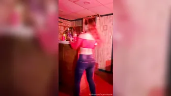 anacondanoire manyvids onlyfans hot lady caresses big tits